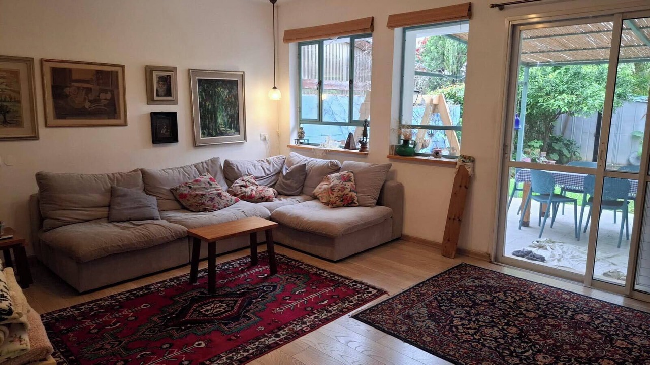 Photo of Livingroom in Lev HaSharon