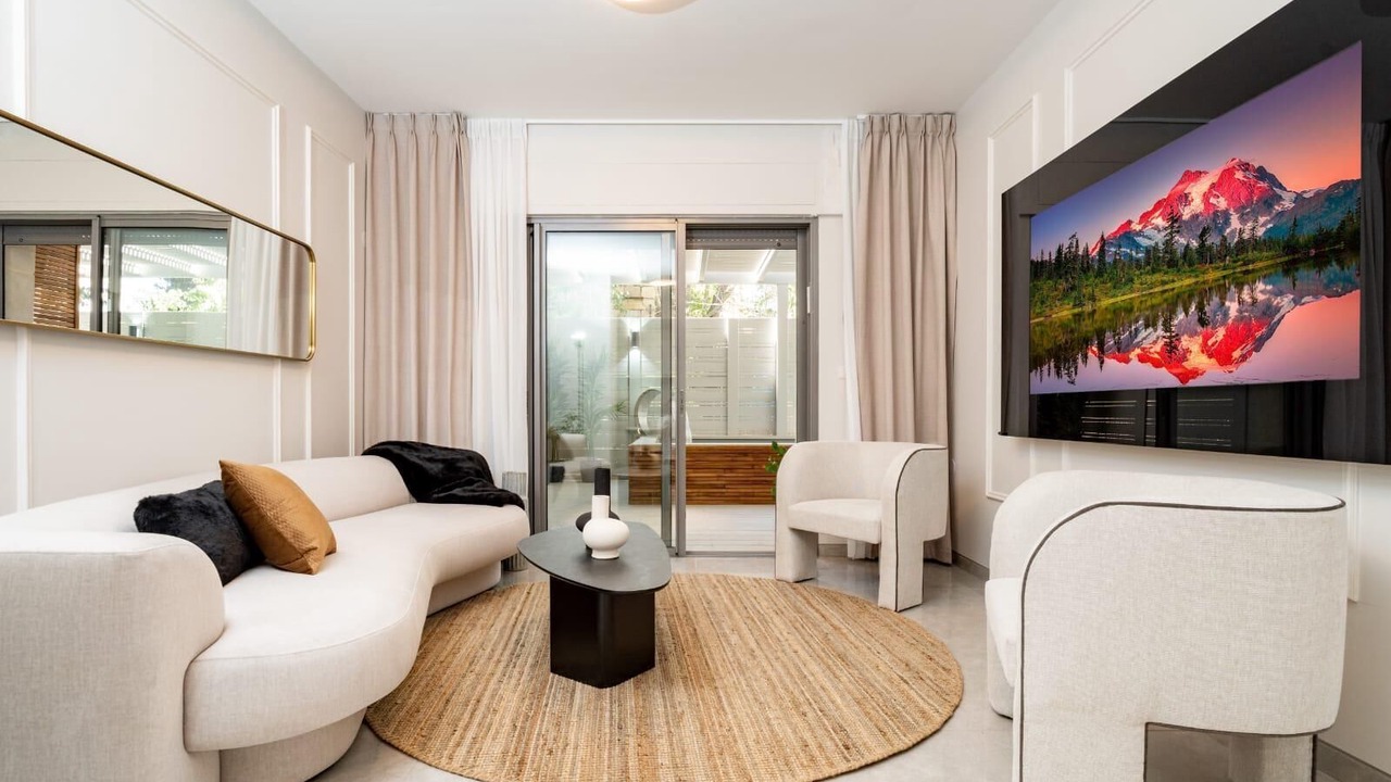 Photo of Livingroom in Mea She'arim