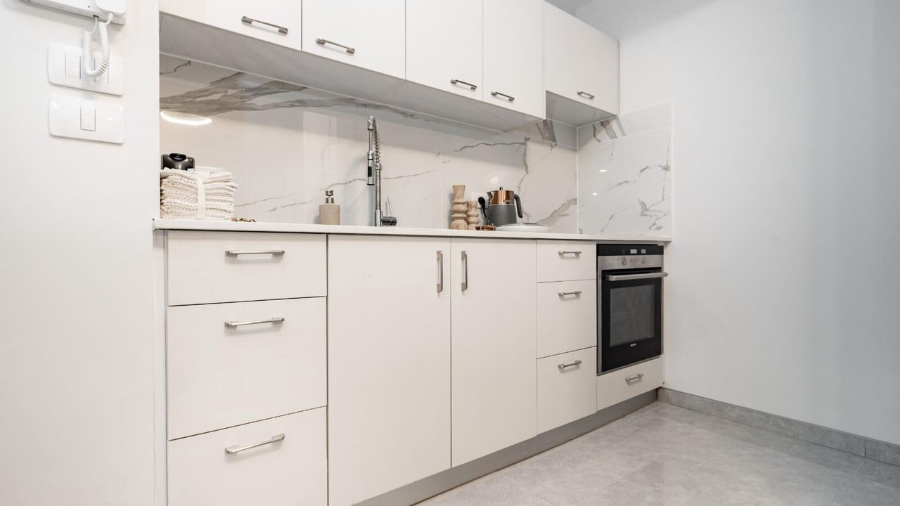 Photo of Kitchen in Mea She'arim