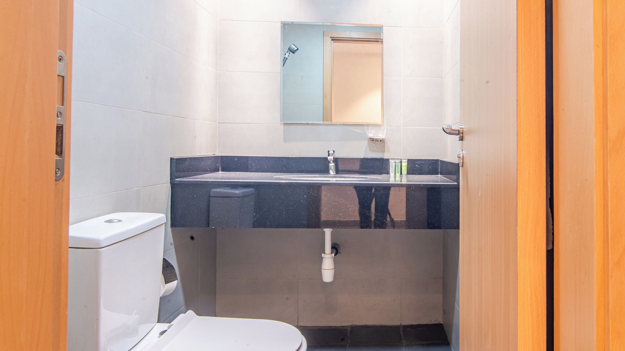 Photo of Bathroom in Jadaf