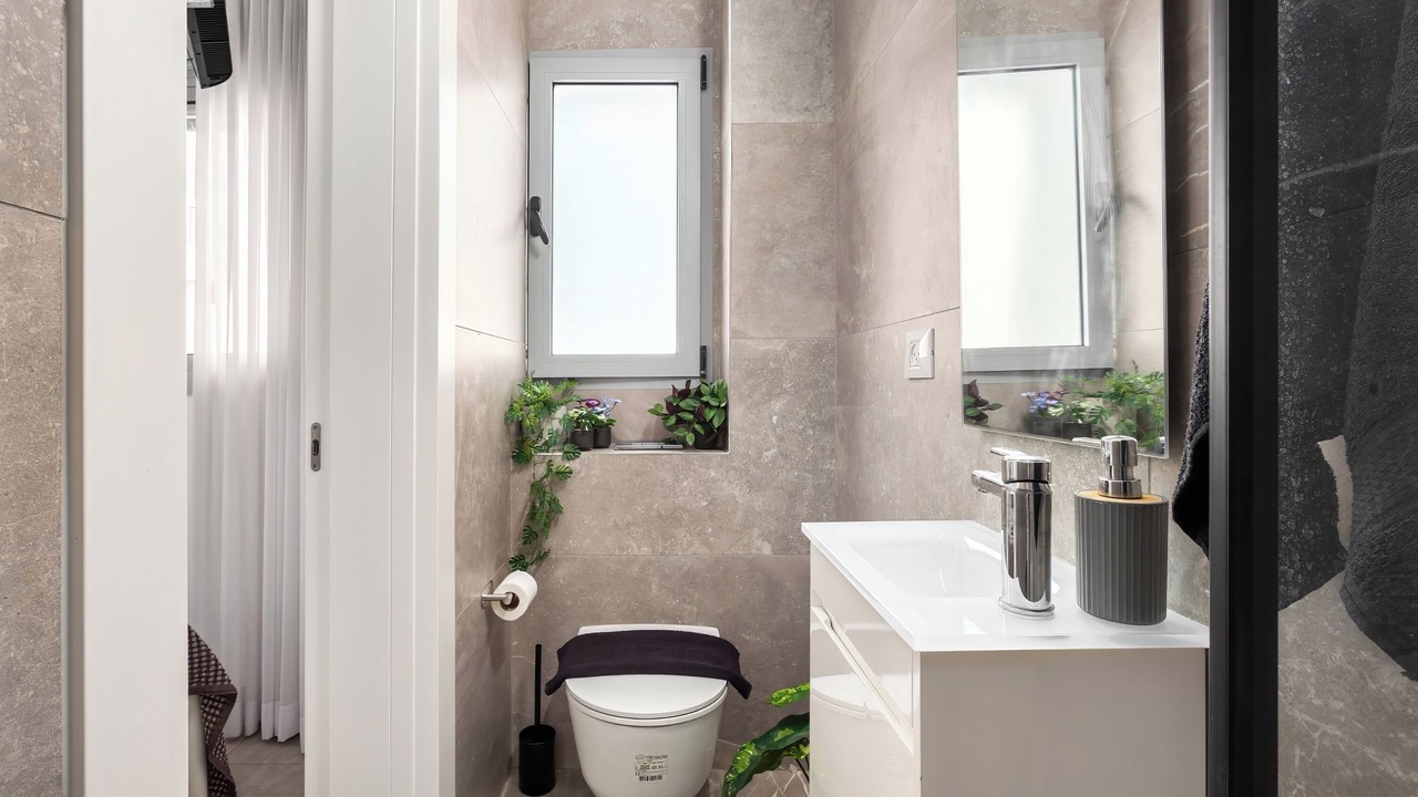 Photo of Bathroom in Tel Aviv Promenade