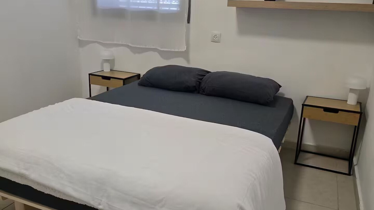 Photo of Bedroom in Petah Tikva