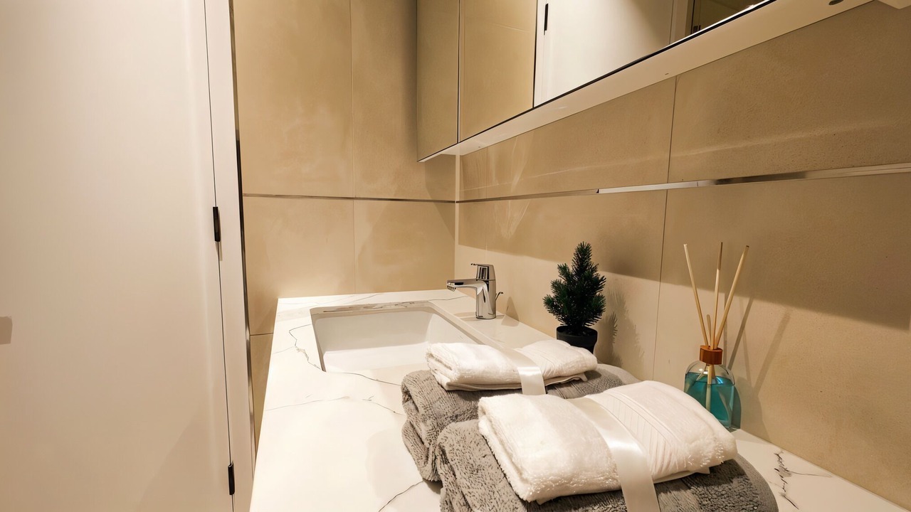 Photo of Bathroom in Discovery Gardens