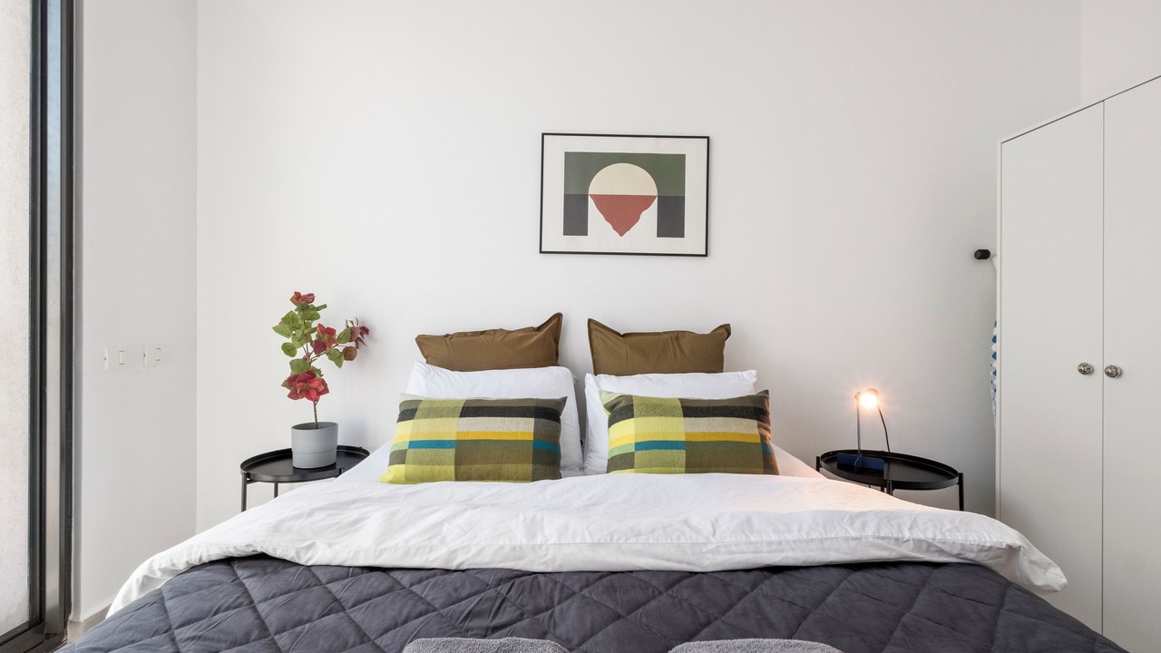 Photo of Bedroom in Kerem HaTeimanim