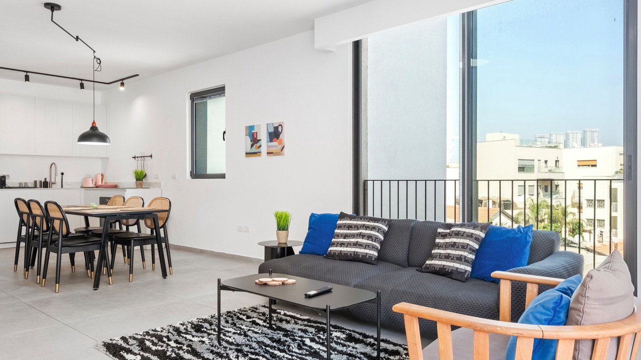 Photo of Livingroom in Kerem HaTeimanim