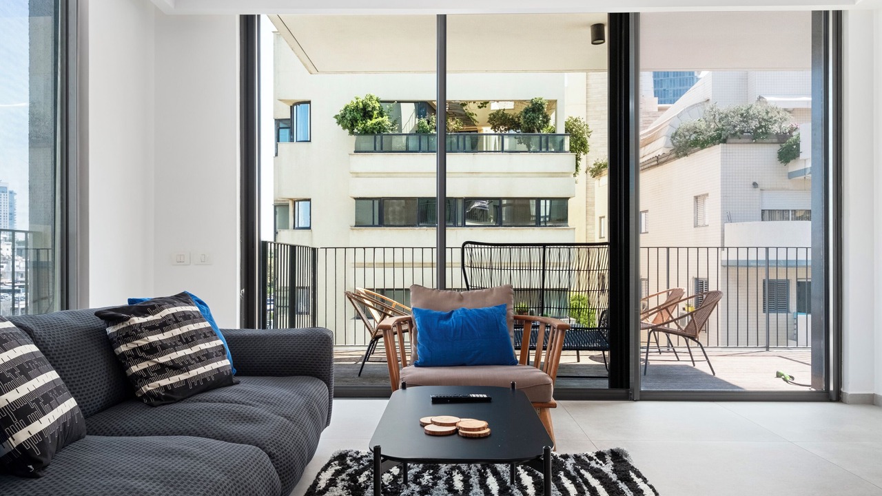 Photo of Livingroom in Kerem HaTeimanim