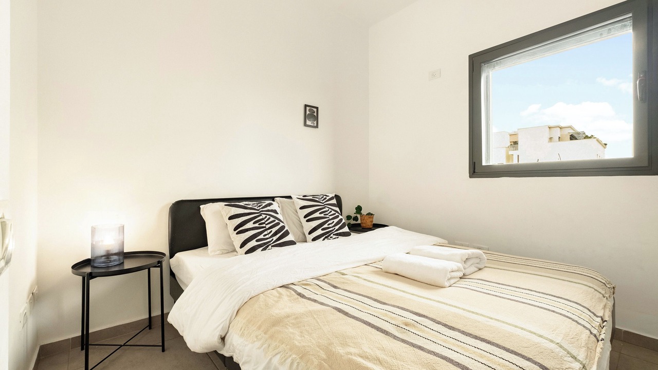 Photo of Bedroom in Kerem HaTeimanim