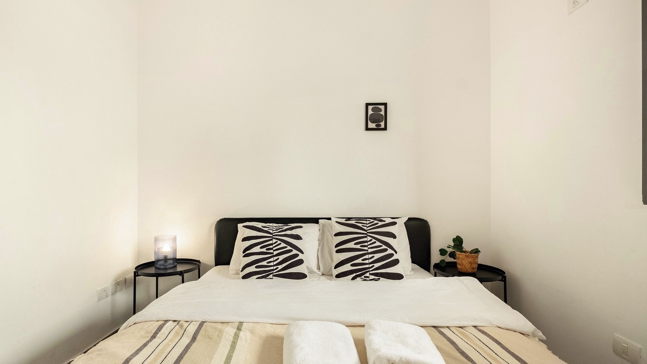 Photo of Bedroom in Kerem HaTeimanim