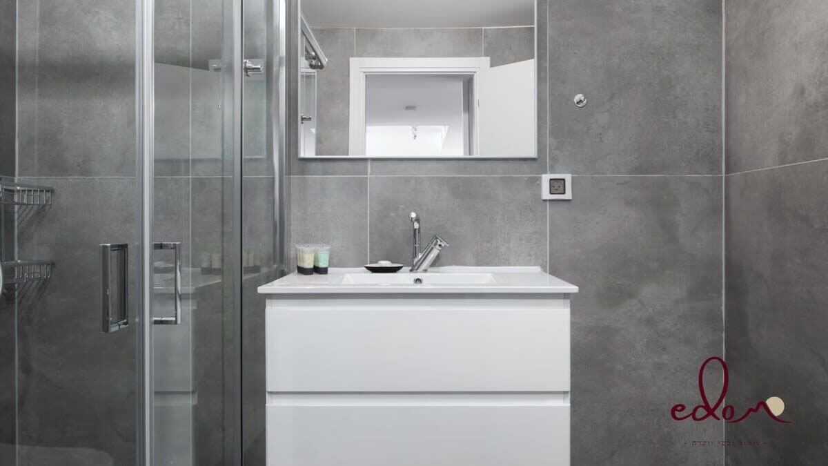 Photo of Bathroom in Eilat