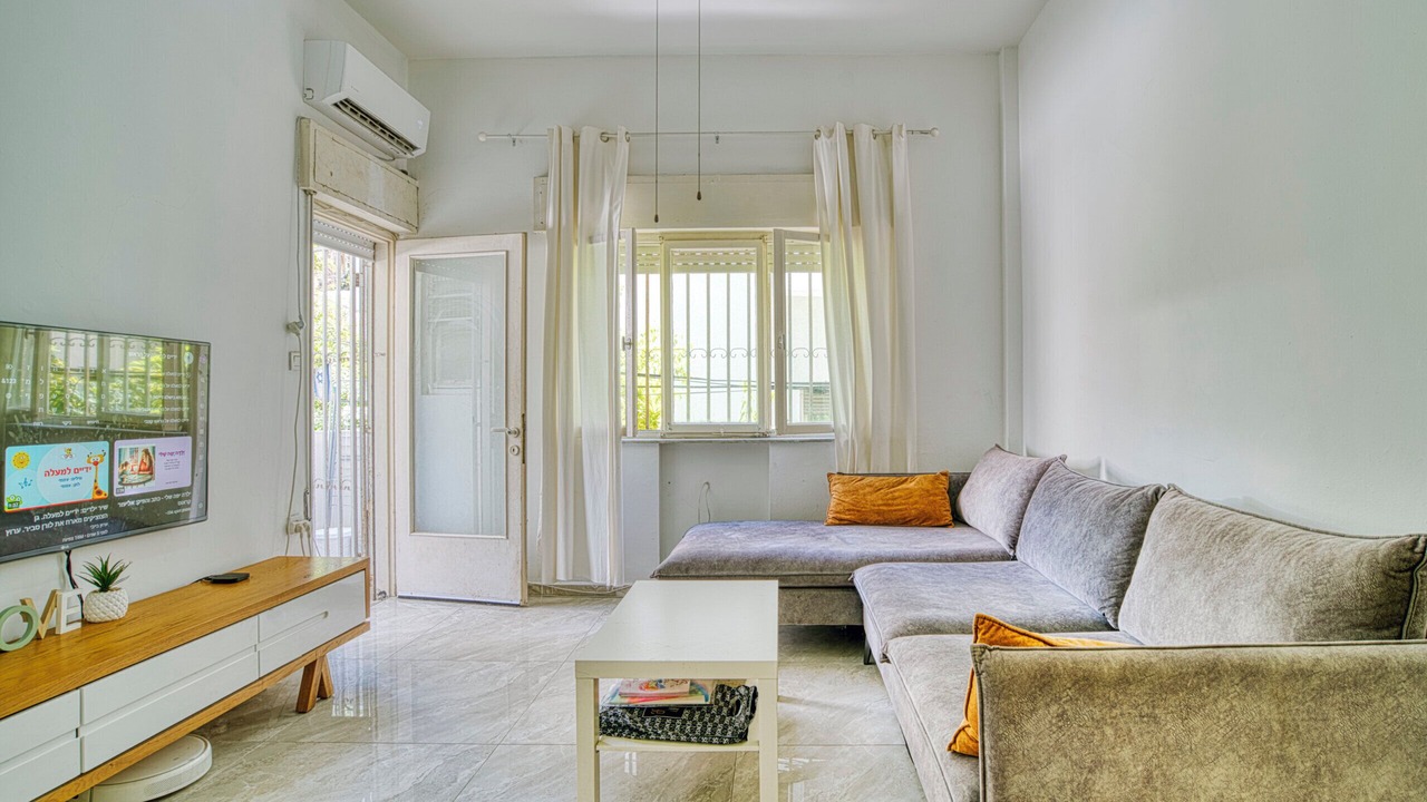 Photo of Livingroom in Haifa