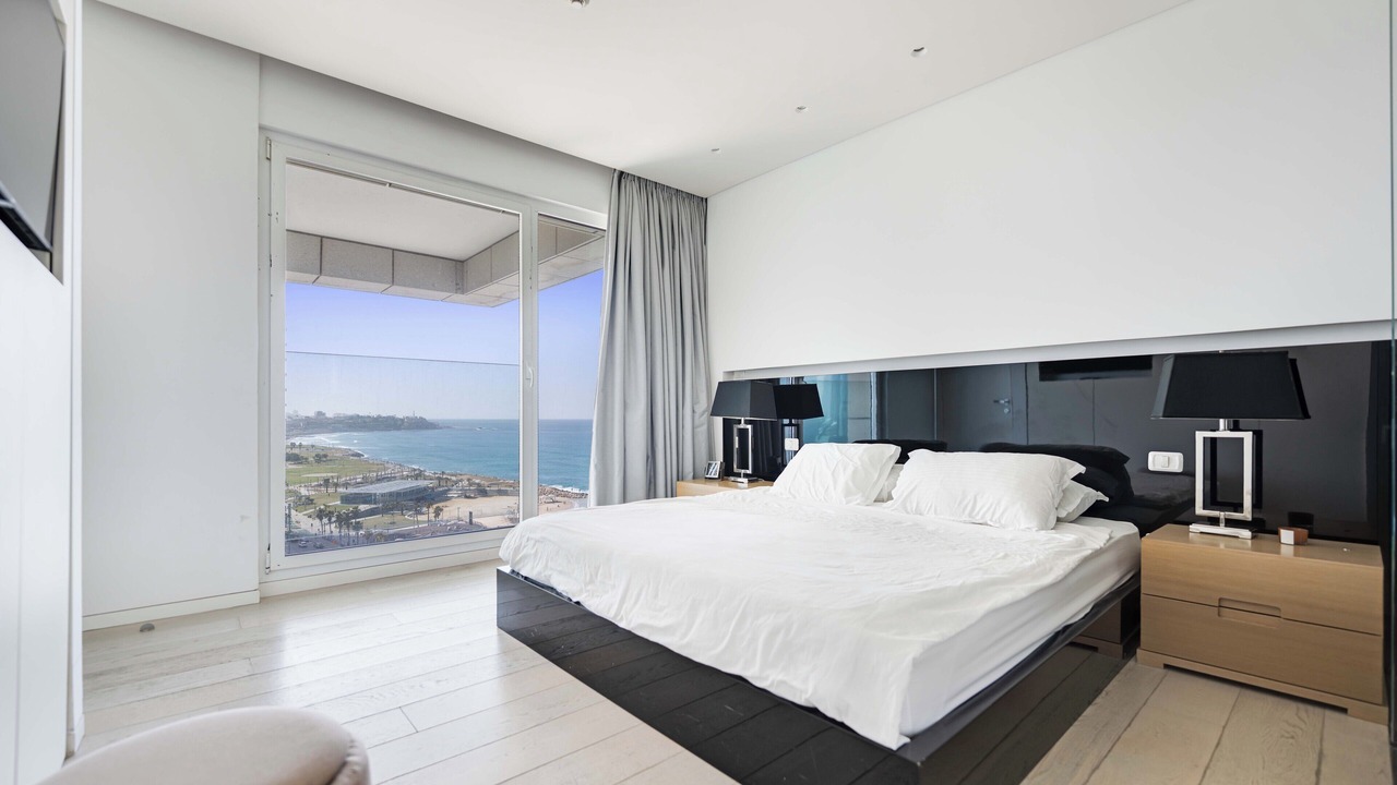 Photo of Bedroom in Tel Aviv Promenade