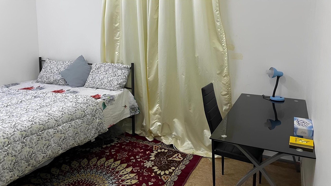 Photo of Bedroom in Azaiba