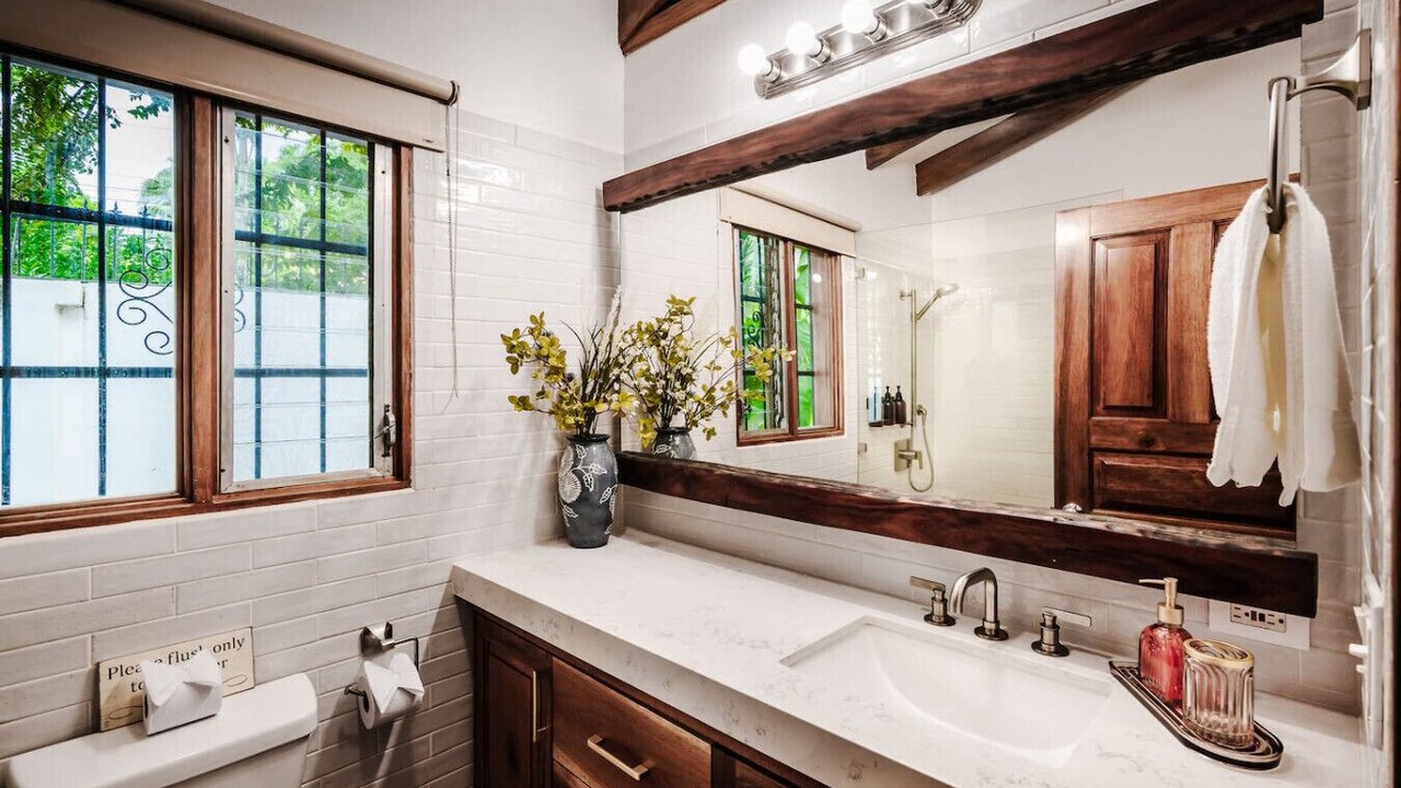 Photo of Bathroom in Tamarindo