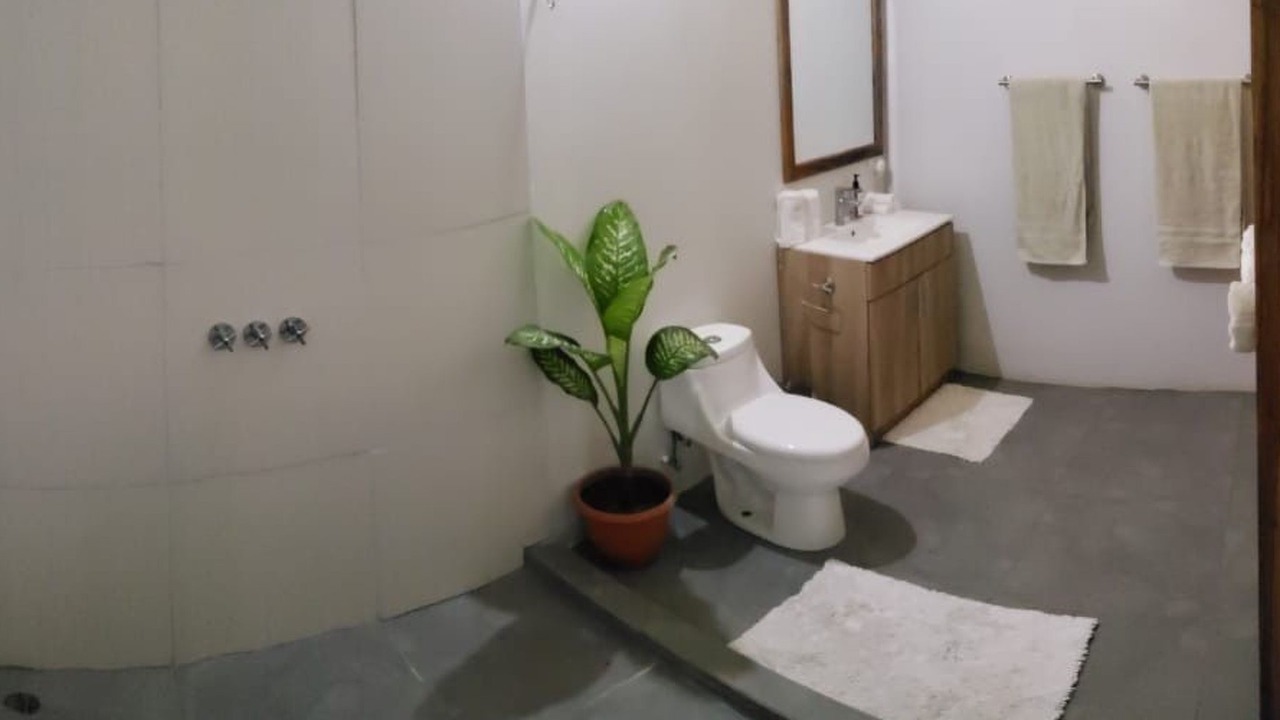 Photo of Bathroom in Carate