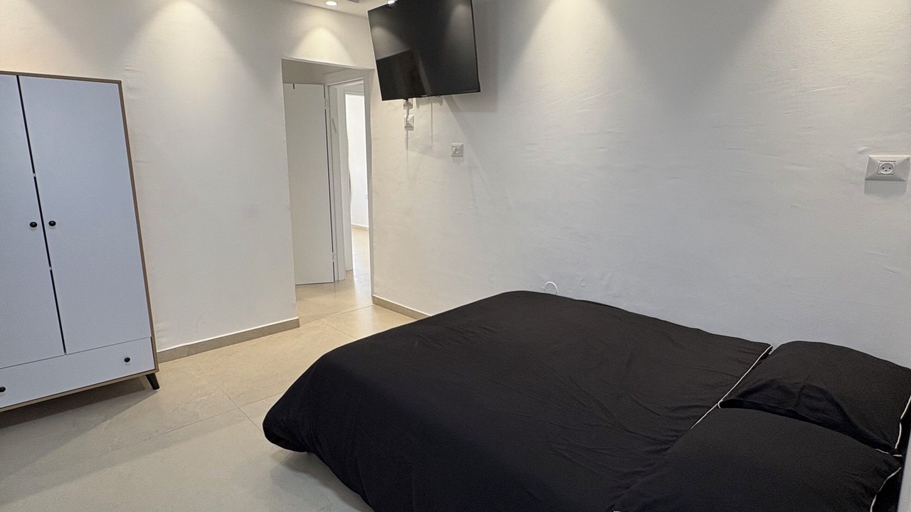 Photo of Bedroom in Rishon LeTsiyon