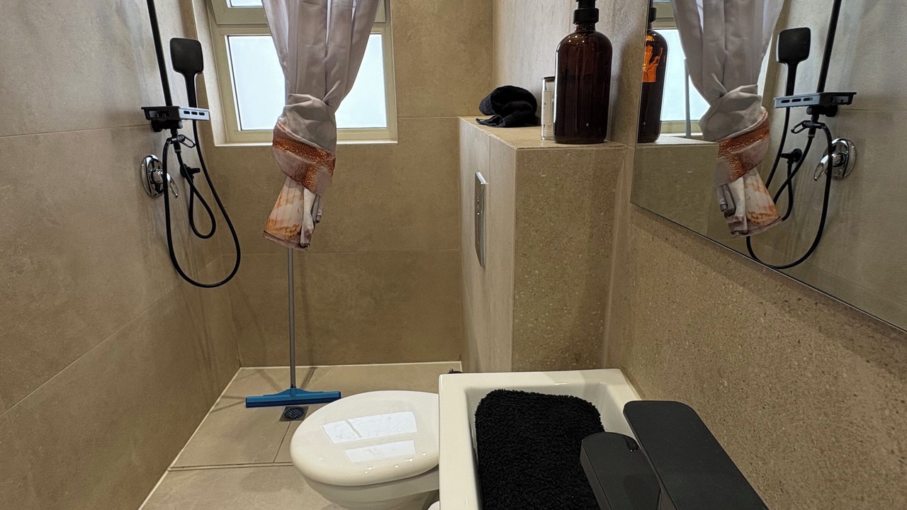 Photo of Bathroom in Rishon LeTsiyon