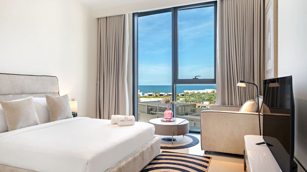 Photo of Bedroom in Mina Al Arab