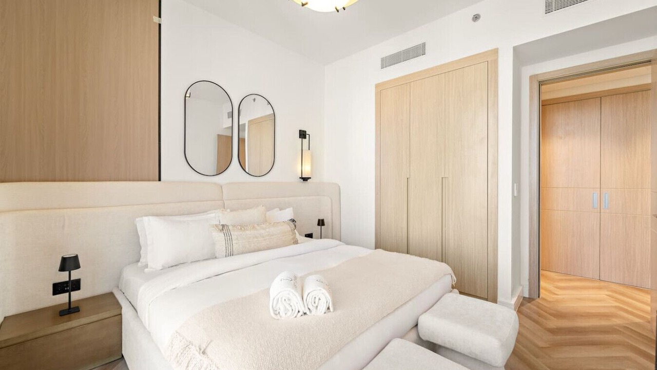 Photo of Bedroom in Mina Al Arab