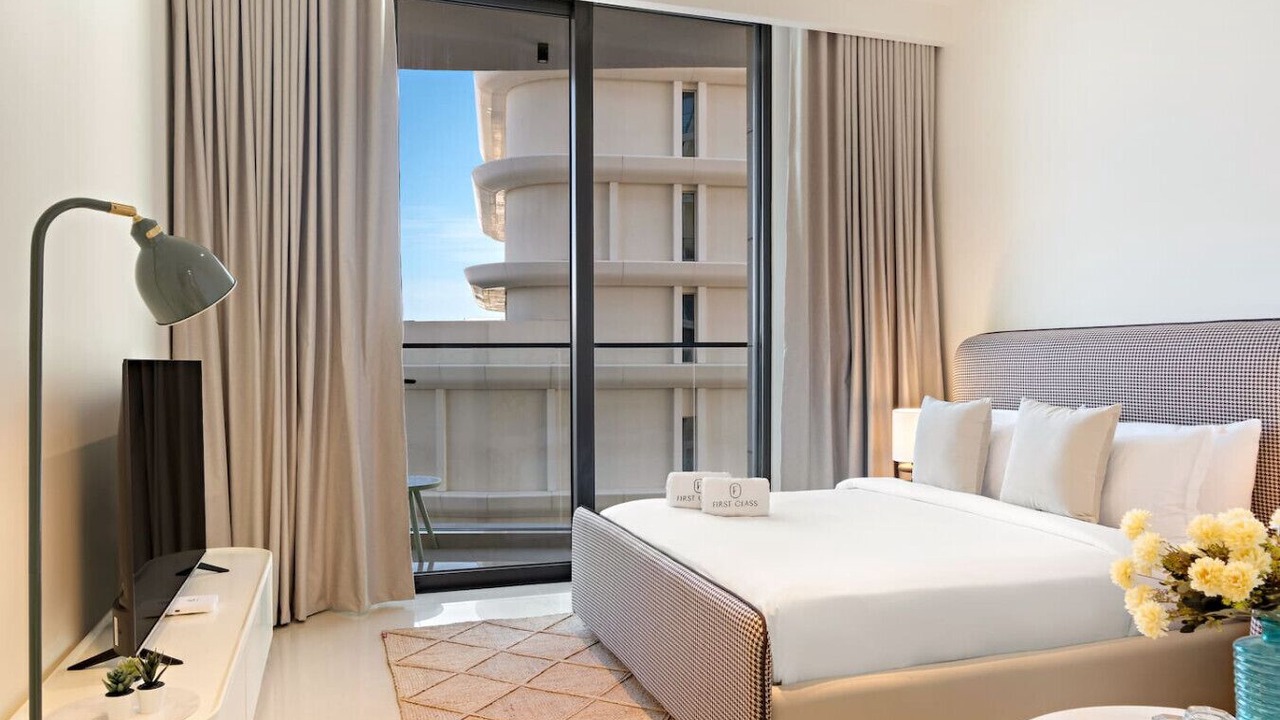 Photo of Bedroom in Mina Al Arab