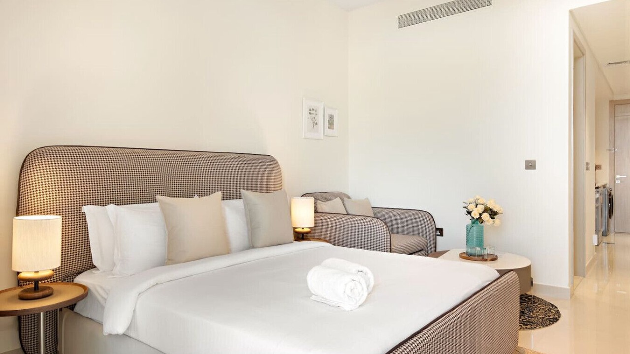 Photo of Bedroom in Mina Al Arab