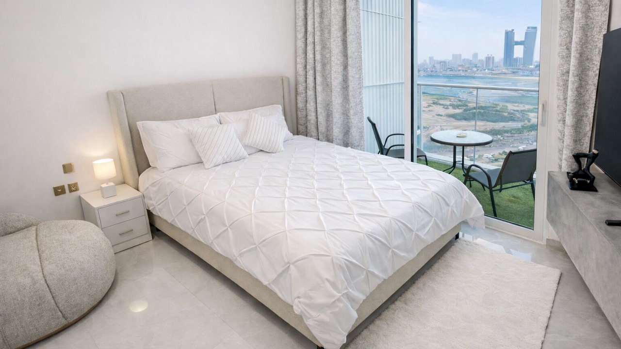 Photo of Bedroom in Bur Dubai
