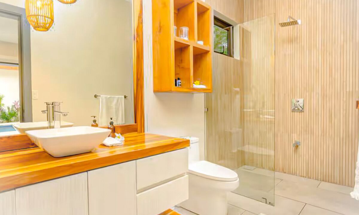 Photo of Bathroom in Tamarindo