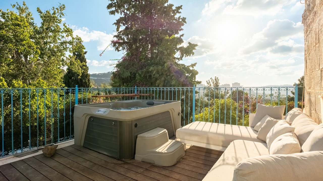 Photo of Patio Balcony in Ein Karem