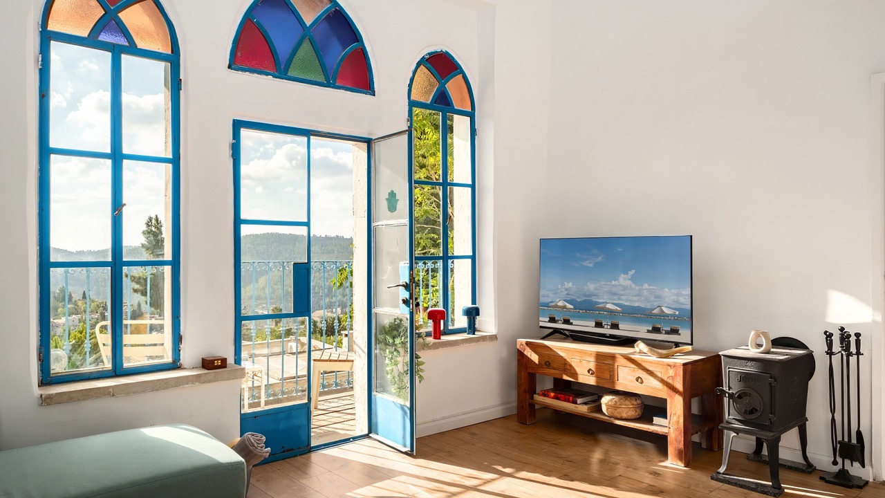 Photo of Livingroom in Ein Karem