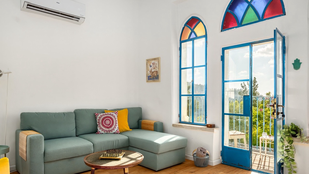 Photo of Livingroom in Ein Karem