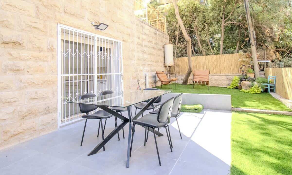 Photo of Outdoor in Katamon