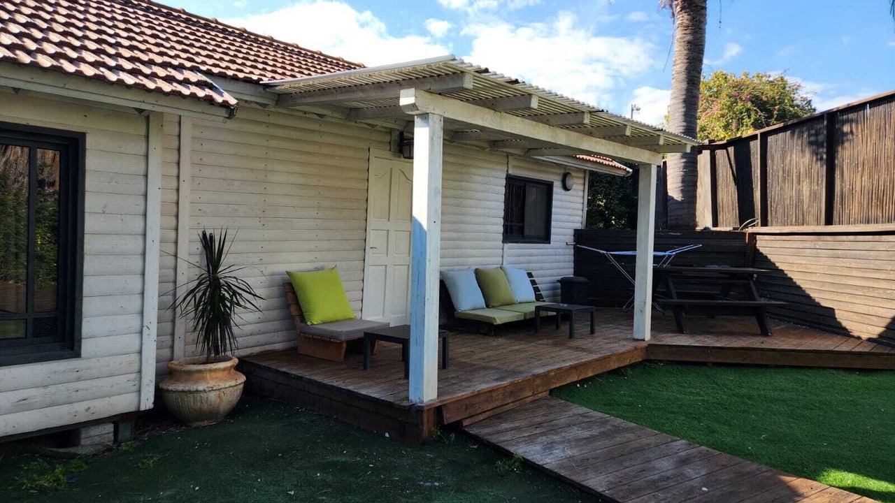 Photo of Patio Balcony in Mishmar HaYarden