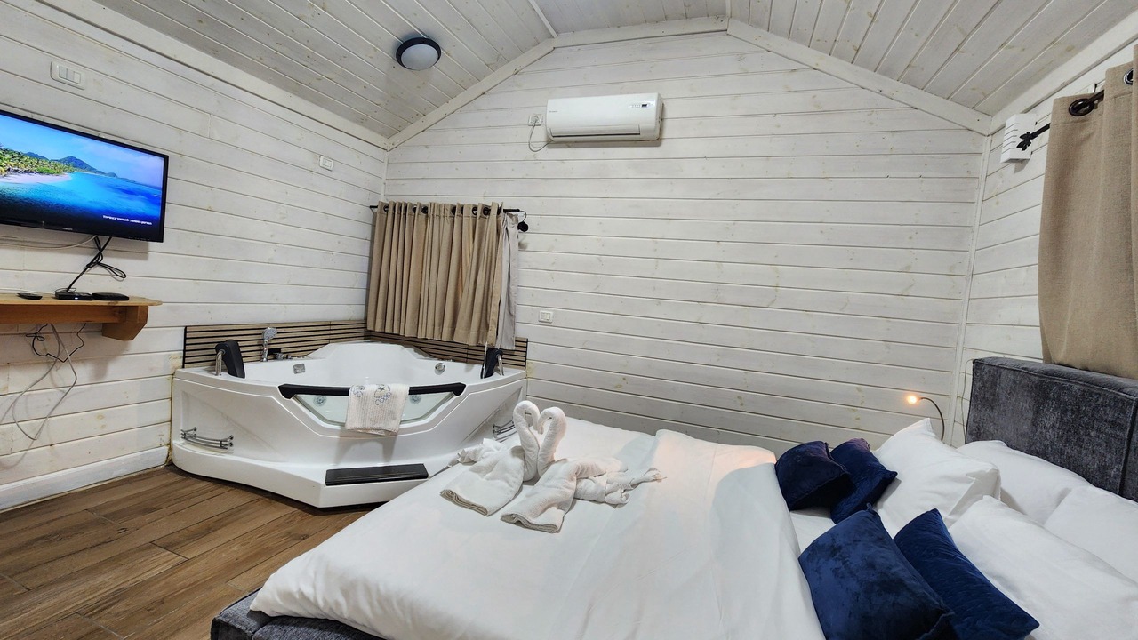 Photo of Bedroom in Mishmar HaYarden