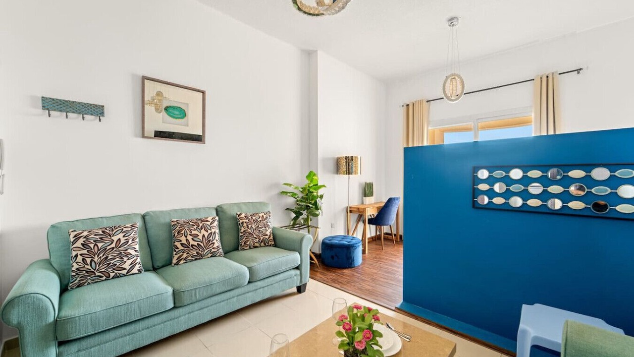 Photo of Livingroom in Al Hamra Village