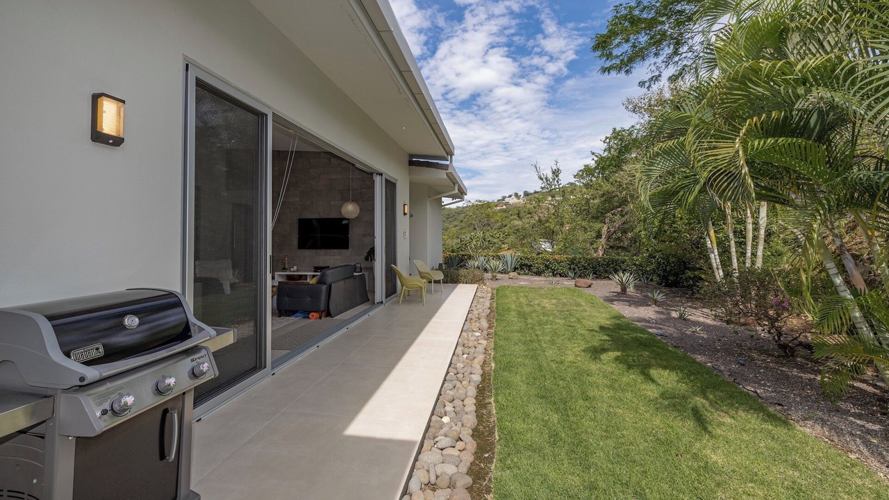 Photo of Patio Balcony in Coco