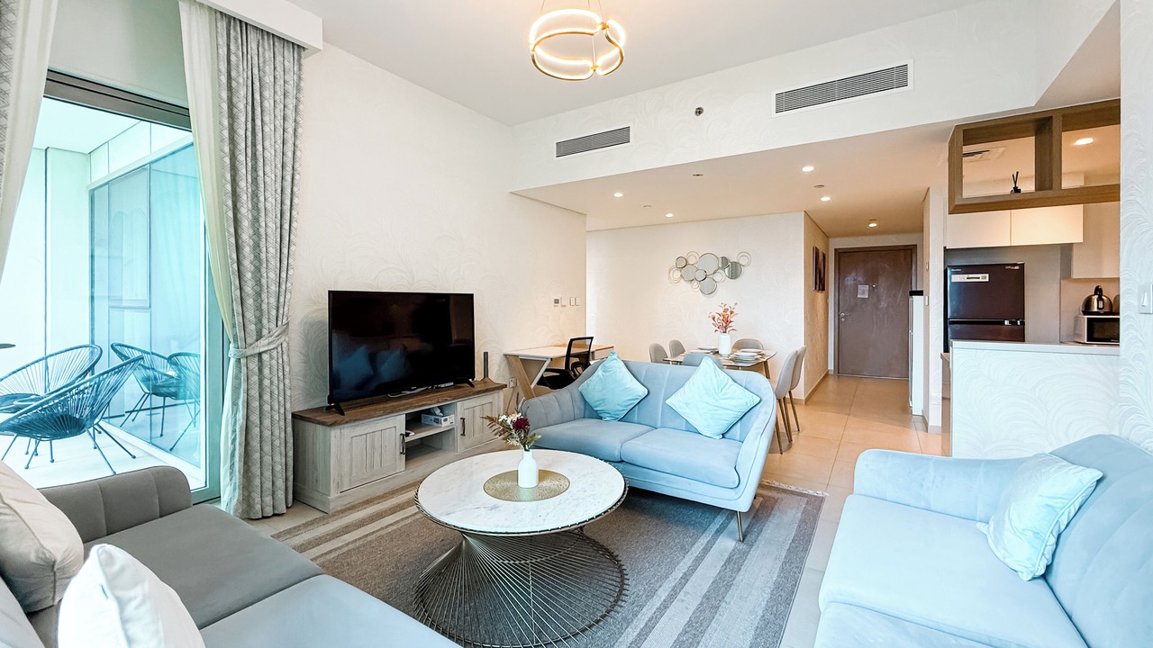 Photo of Livingroom in Za'abeel 2