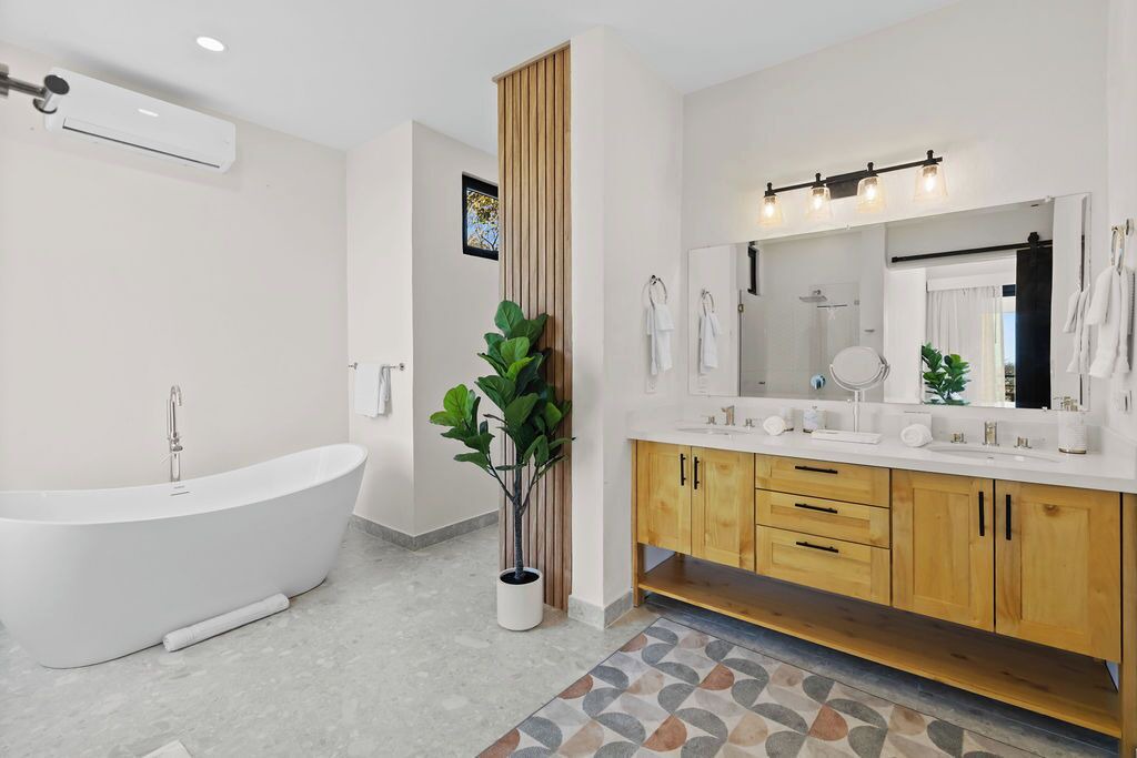 Photo of Bathroom in Coco