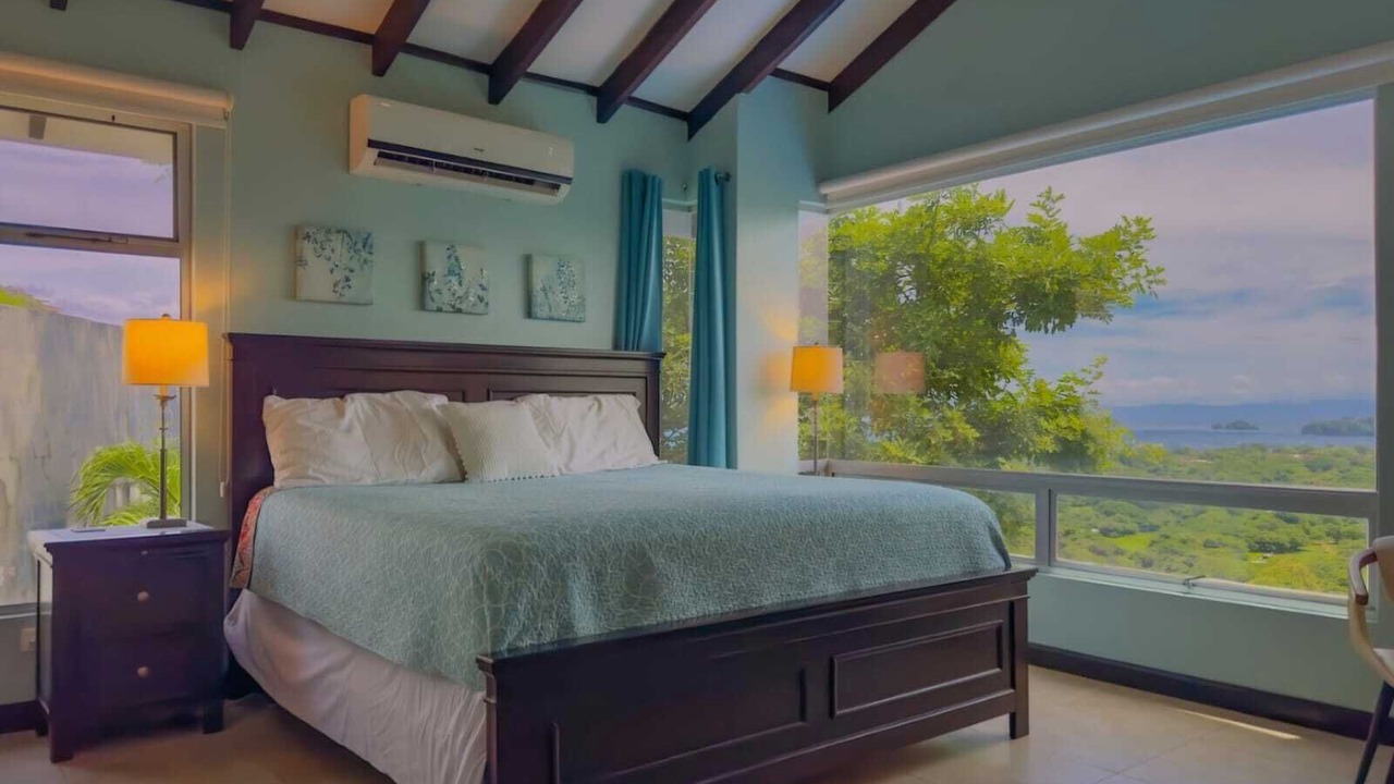 Photo of Bedroom in Coco