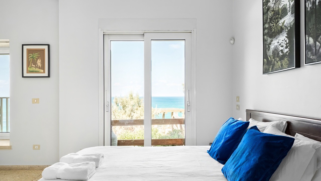Photo of Bedroom in Hefer Valley