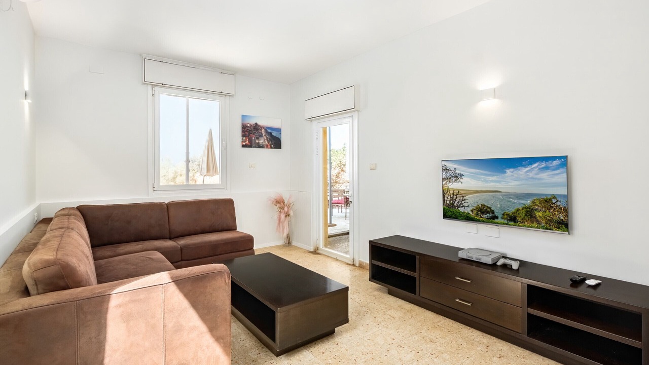 Photo of Livingroom in Hefer Valley