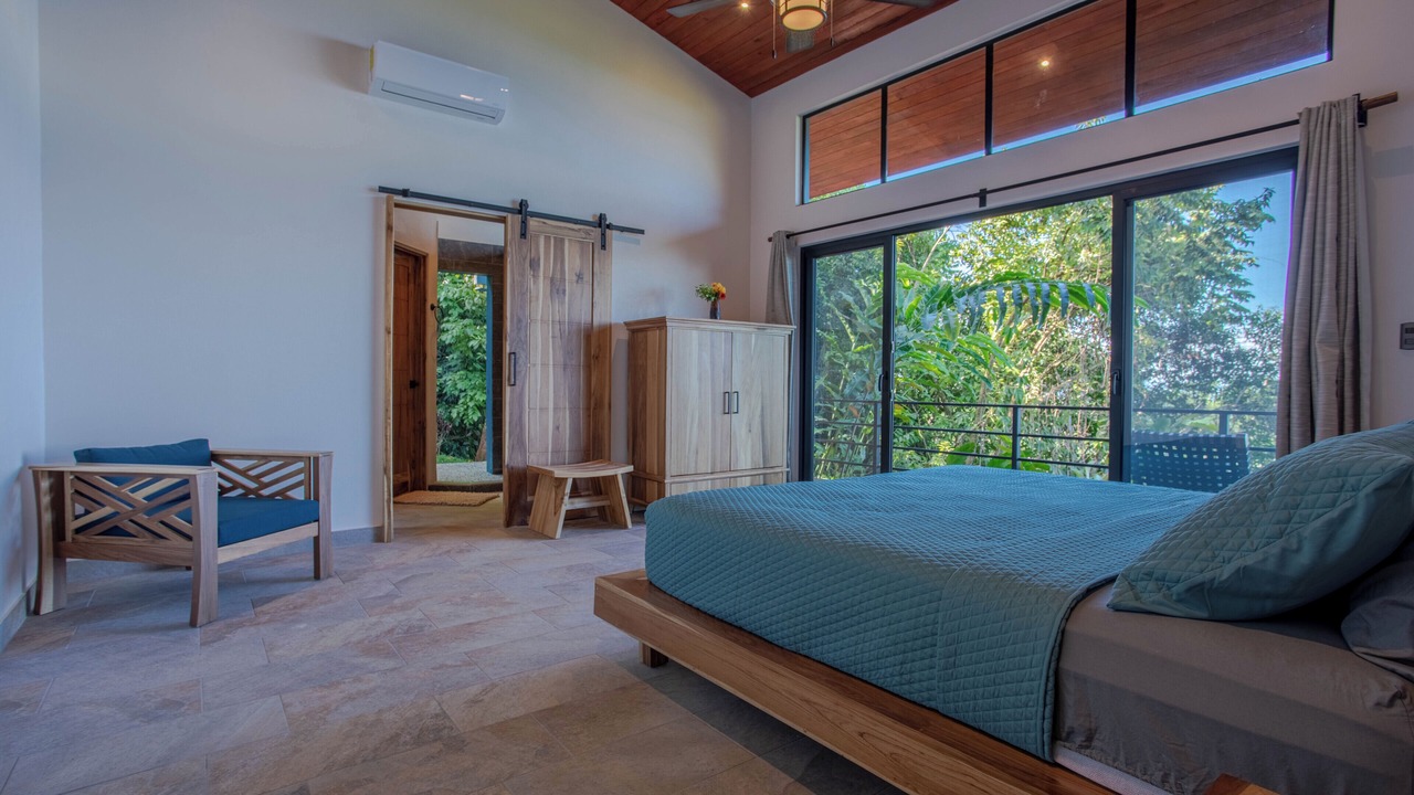 Photo of Bedroom in Dominicalito