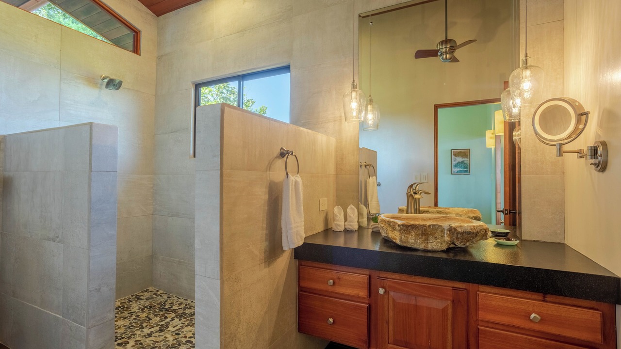 Photo of Bathroom in Dominicalito