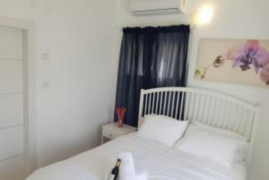 Photo of Bedroom in Bene Beraq