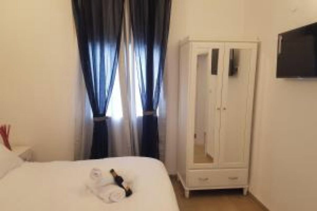Photo of Bedroom in Bene Beraq