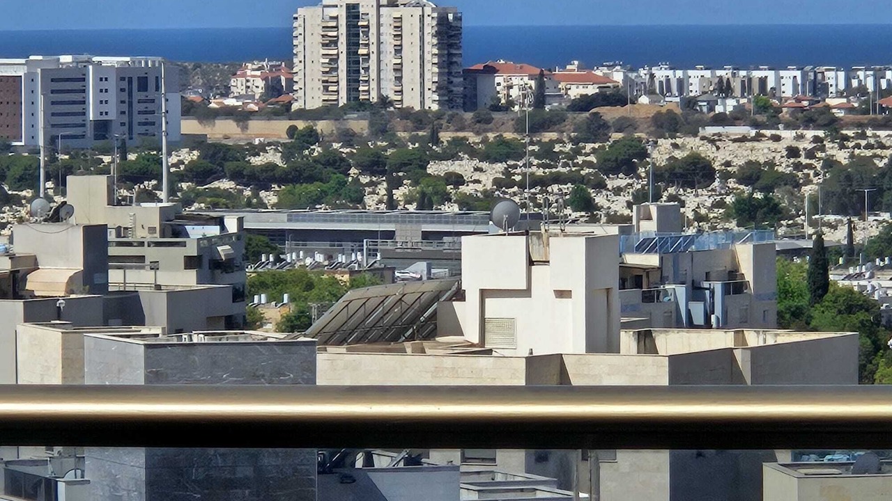 Photo of Others in Holon