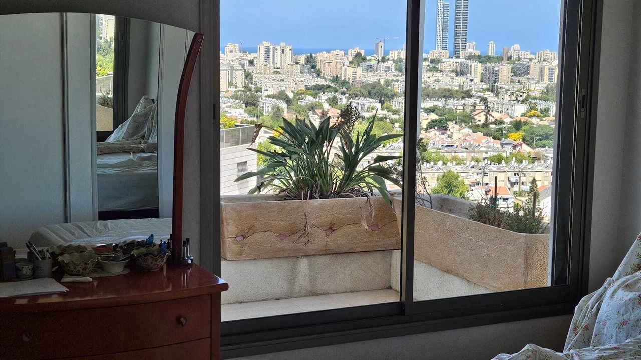 Photo of Bedroom in Holon