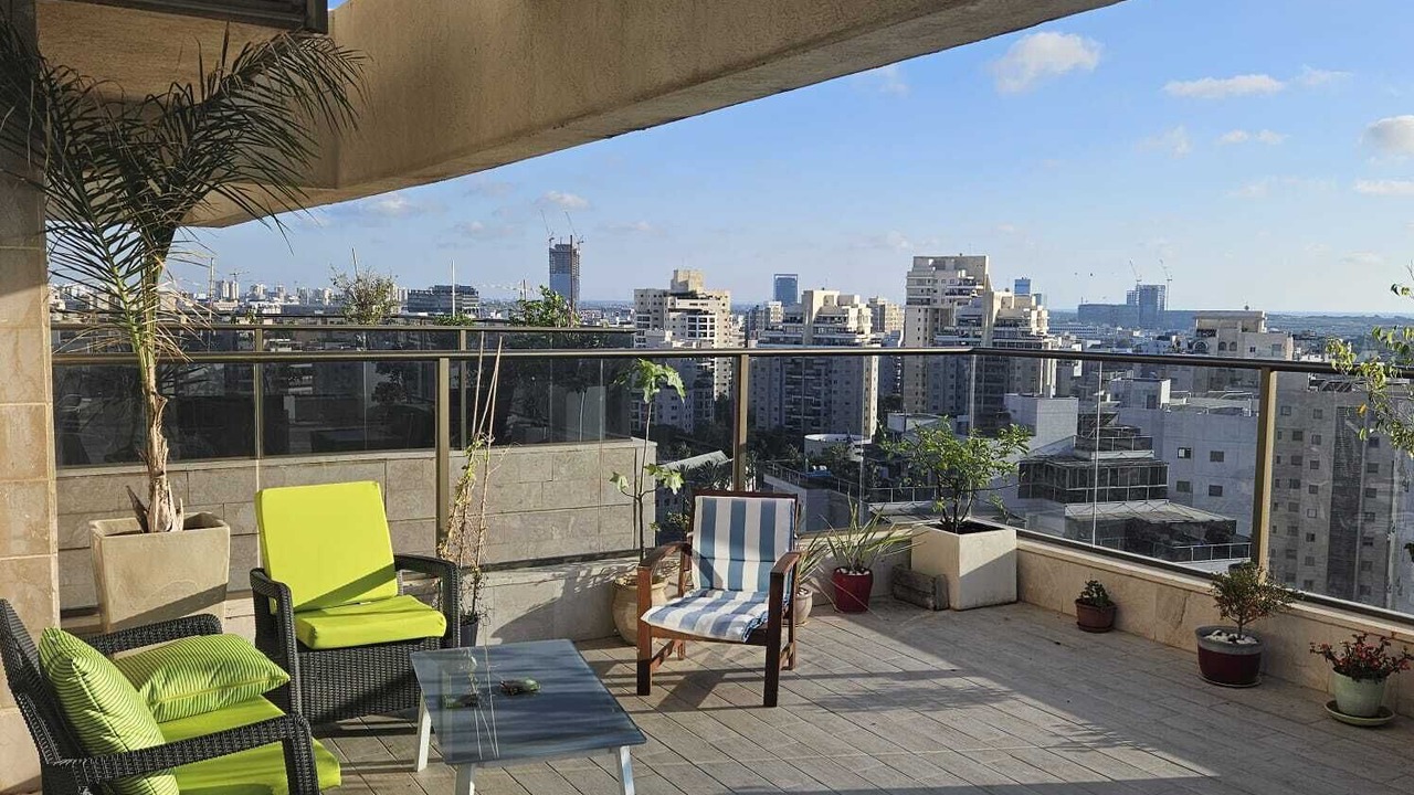 Photo of Outdoor in Holon