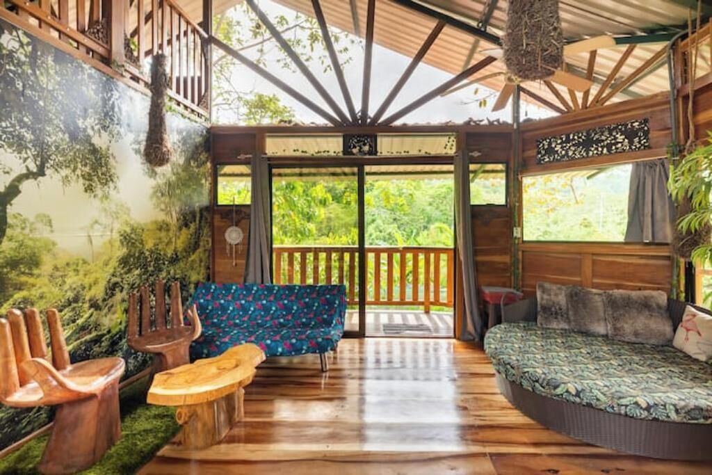 Photo of Livingroom in Jaco