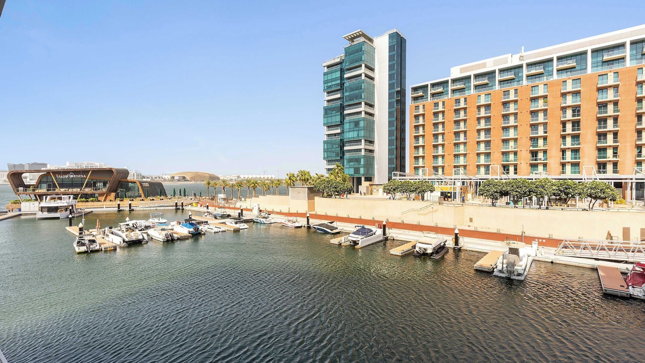 Photo of Patio Balcony in Al Bandar