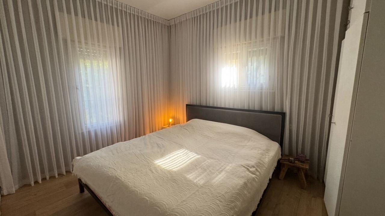 Photo of Bedroom in Kfar Shmaryahu