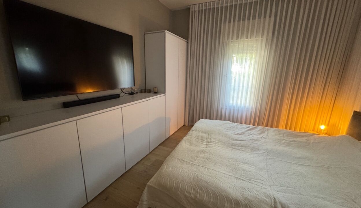 Photo of Bedroom in Kfar Shmaryahu
